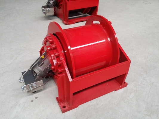 Crane à treillis hydraulique AUTO compact et durable Capacité 0-650KN pour les petits camions