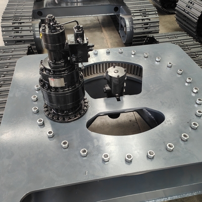 Dispositif hydraulique de virage à faisceau moyen pour châssis de voie personnalisé sur broyeur de forage