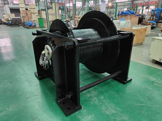 Moteur hydraulique pour remorqueurs tracteurs ancres et excavatrices